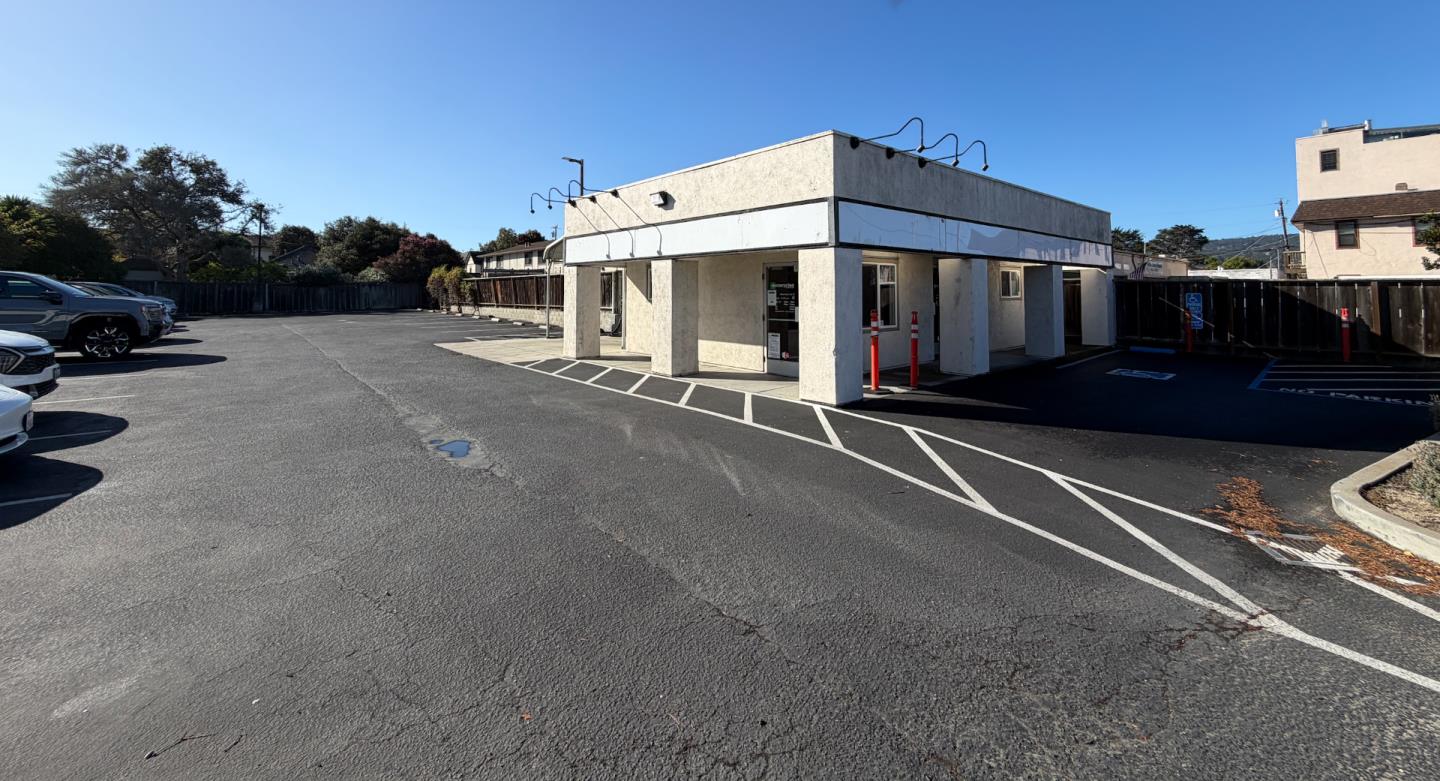 Detail Gallery Image 6 of 7 For 1178 Del Monte Ave, Monterey,  CA 93940 - – Beds | – Baths