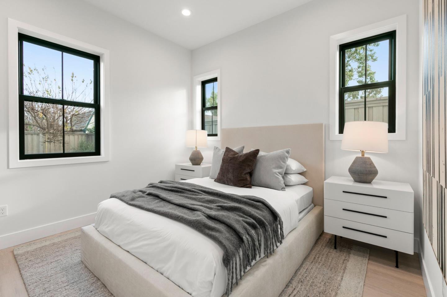 Detail Gallery Image 21 of 41 For 15236 Dickens Ave, San Jose,  CA 95124 - 5 Beds | 4/1 Baths