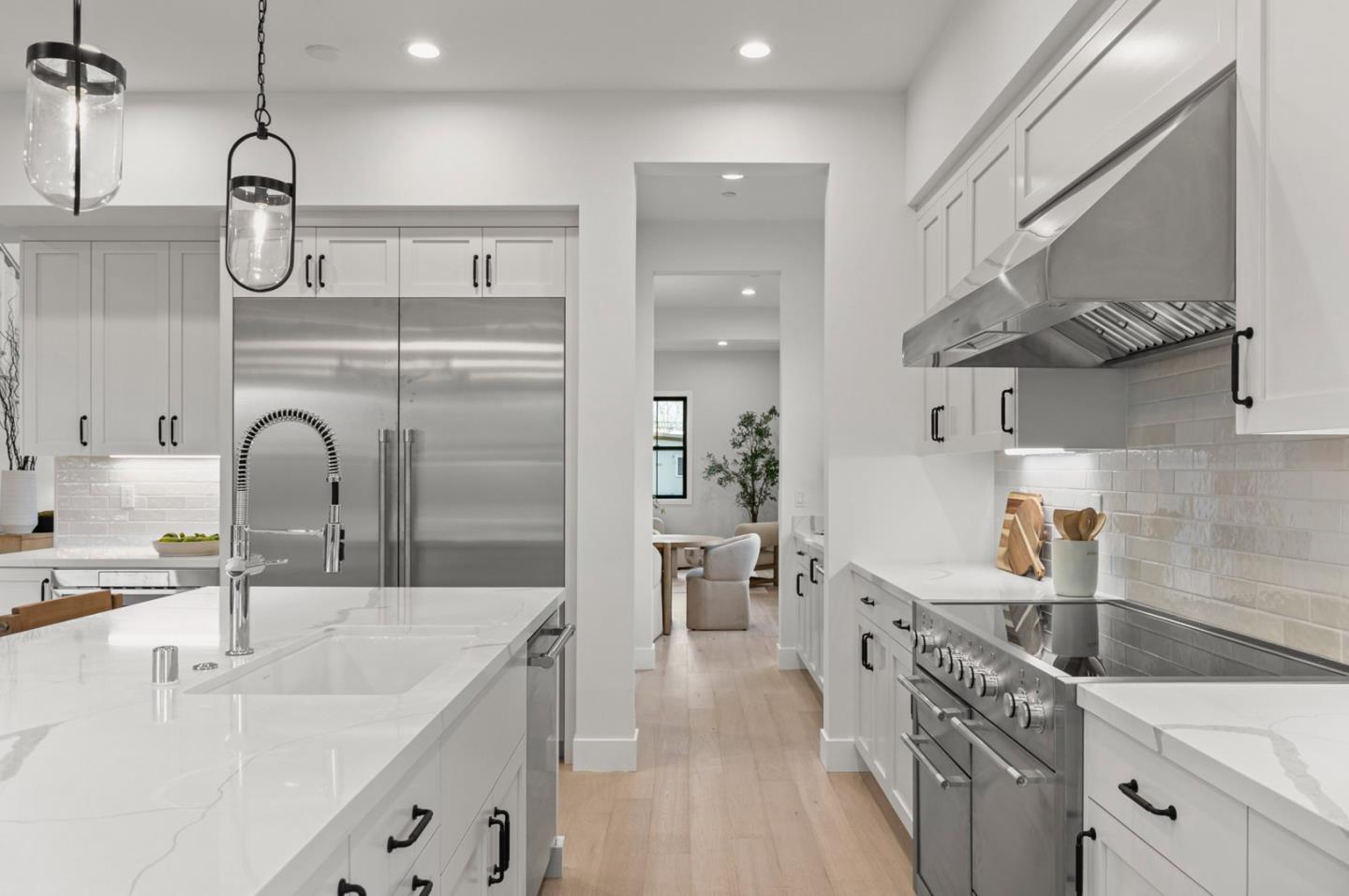 Detail Gallery Image 11 of 45 For 2660 Cardinal Ln, San Jose,  CA 95125 - 5 Beds | 4/1 Baths