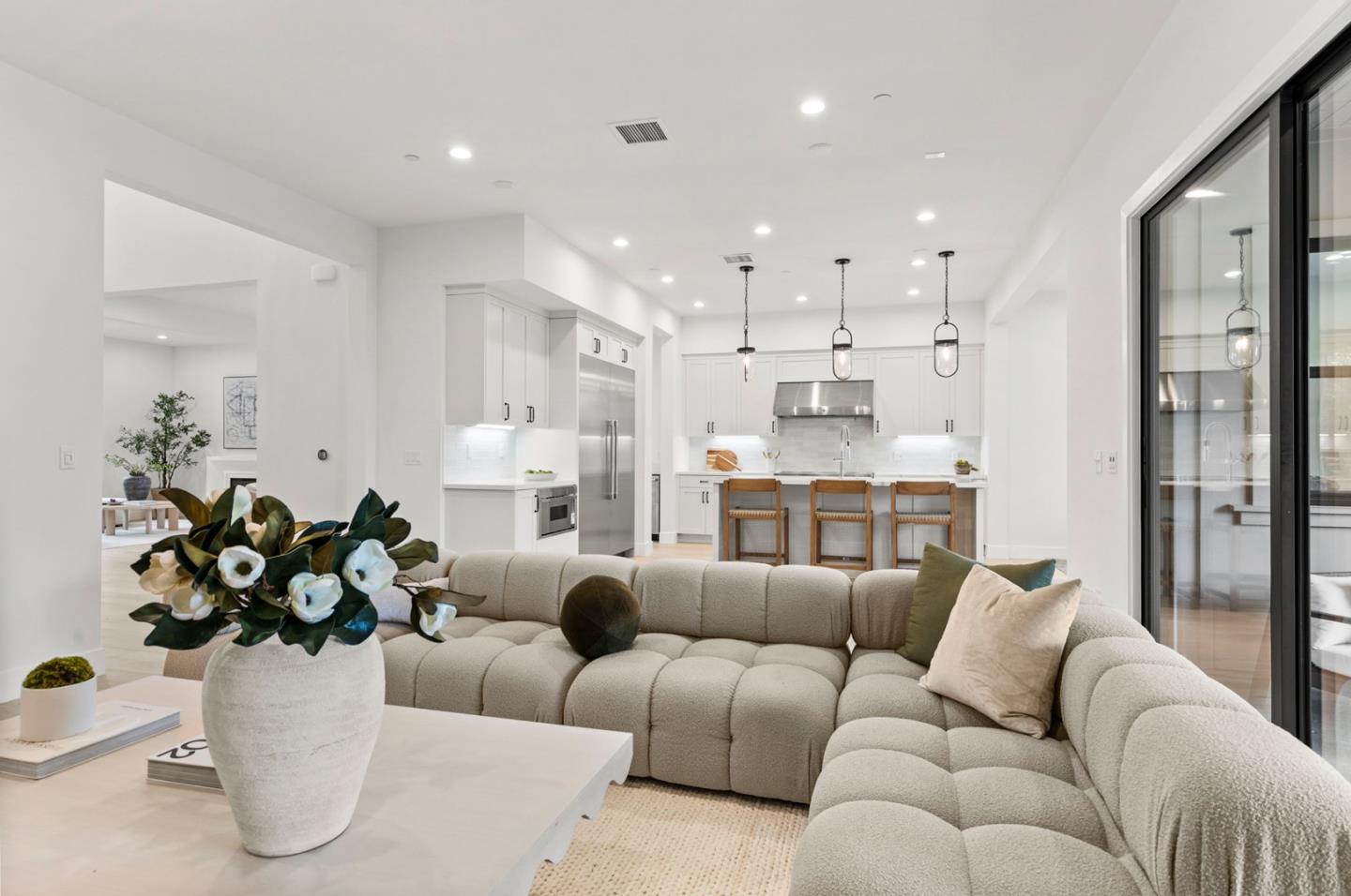 Detail Gallery Image 15 of 45 For 2660 Cardinal Ln, San Jose,  CA 95125 - 5 Beds | 4/1 Baths