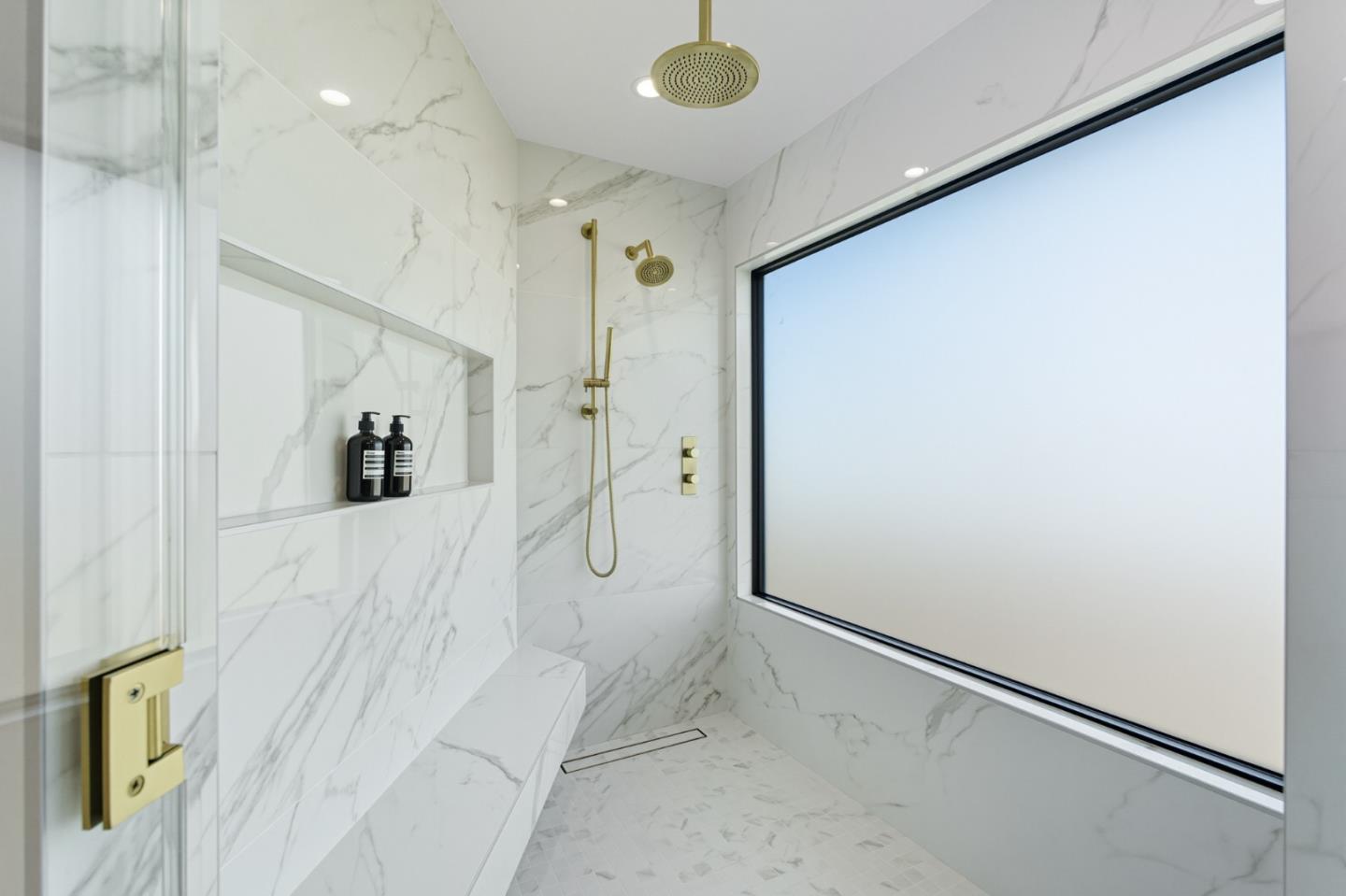 Detail Gallery Image 32 of 113 For 1 Lewis Ranch Rd, San Carlos,  CA 94070 - 6 Beds | 6/1 Baths