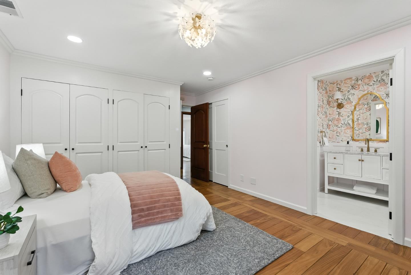 Detail Gallery Image 44 of 113 For 1 Lewis Ranch Rd, San Carlos,  CA 94070 - 6 Beds | 6/1 Baths