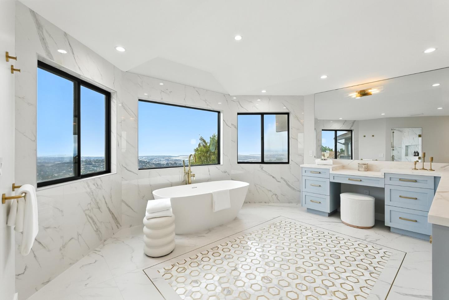 Detail Gallery Image 55 of 113 For 1 Lewis Ranch Rd, San Carlos,  CA 94070 - 6 Beds | 6/1 Baths