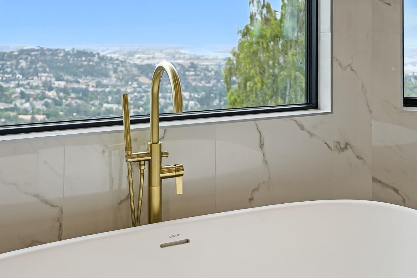 Detail Gallery Image 66 of 113 For 1 Lewis Ranch Rd, San Carlos,  CA 94070 - 6 Beds | 6/1 Baths