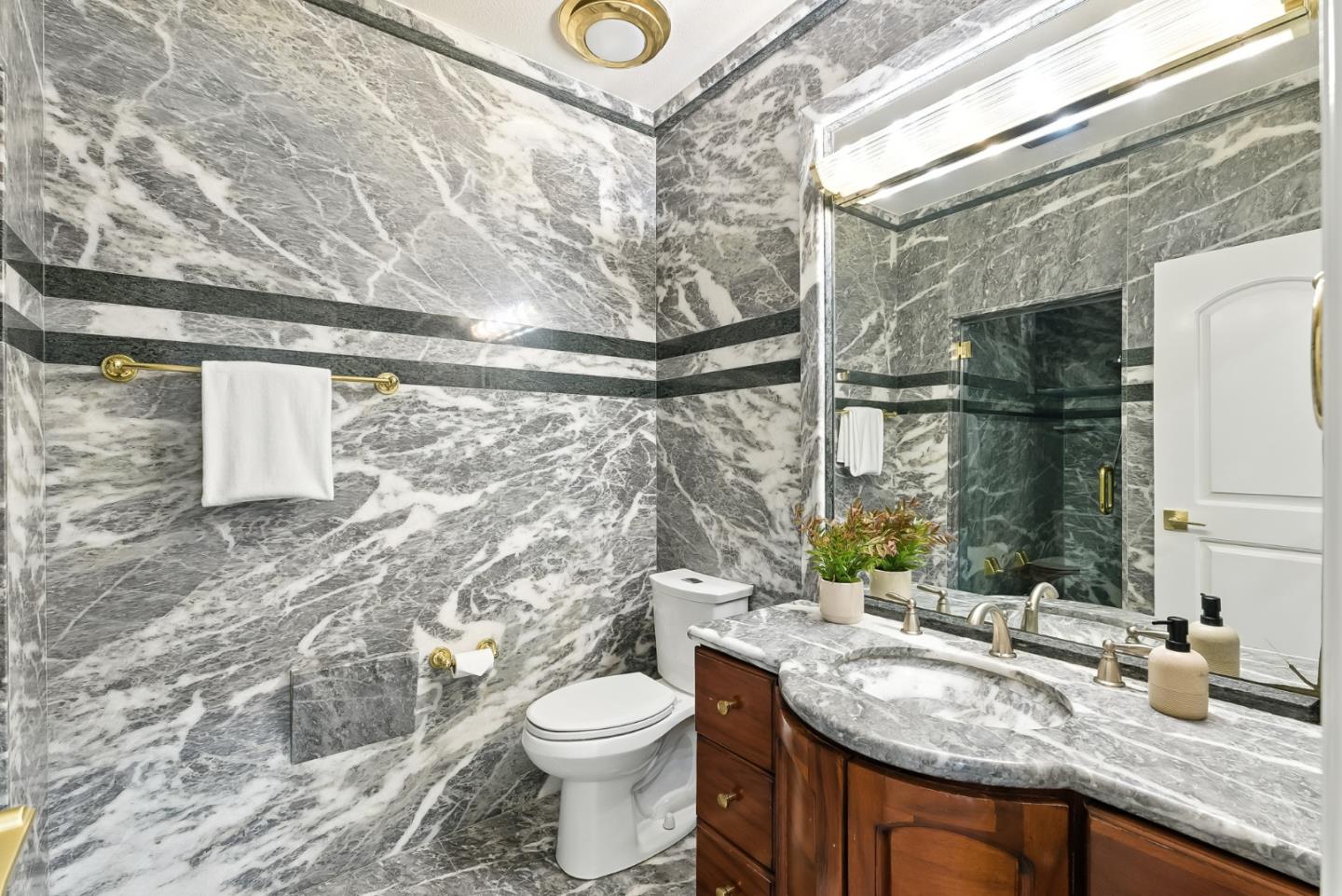 Detail Gallery Image 70 of 113 For 1 Lewis Ranch Rd, San Carlos,  CA 94070 - 6 Beds | 6/1 Baths