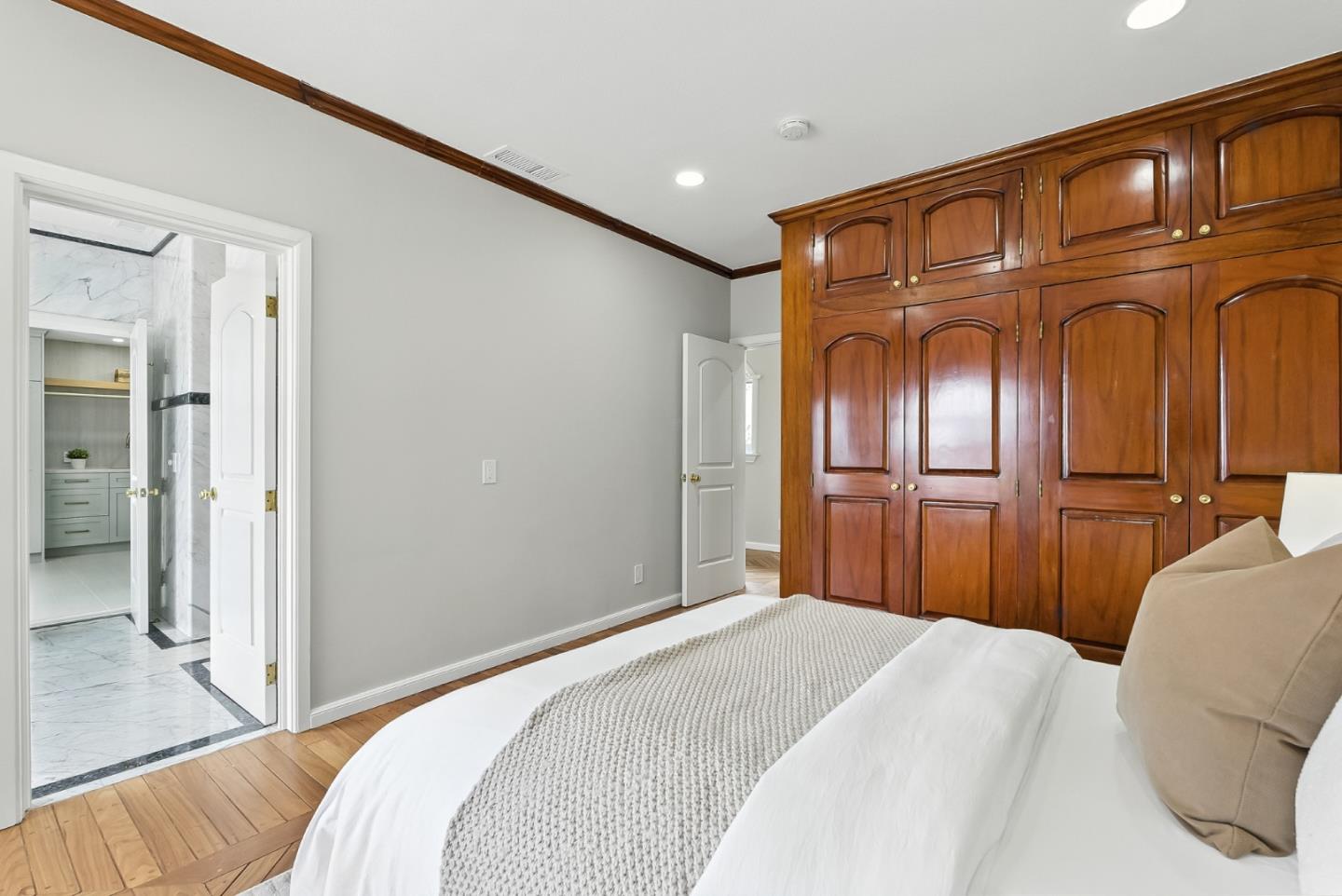 Detail Gallery Image 77 of 113 For 1 Lewis Ranch Rd, San Carlos,  CA 94070 - 6 Beds | 6/1 Baths