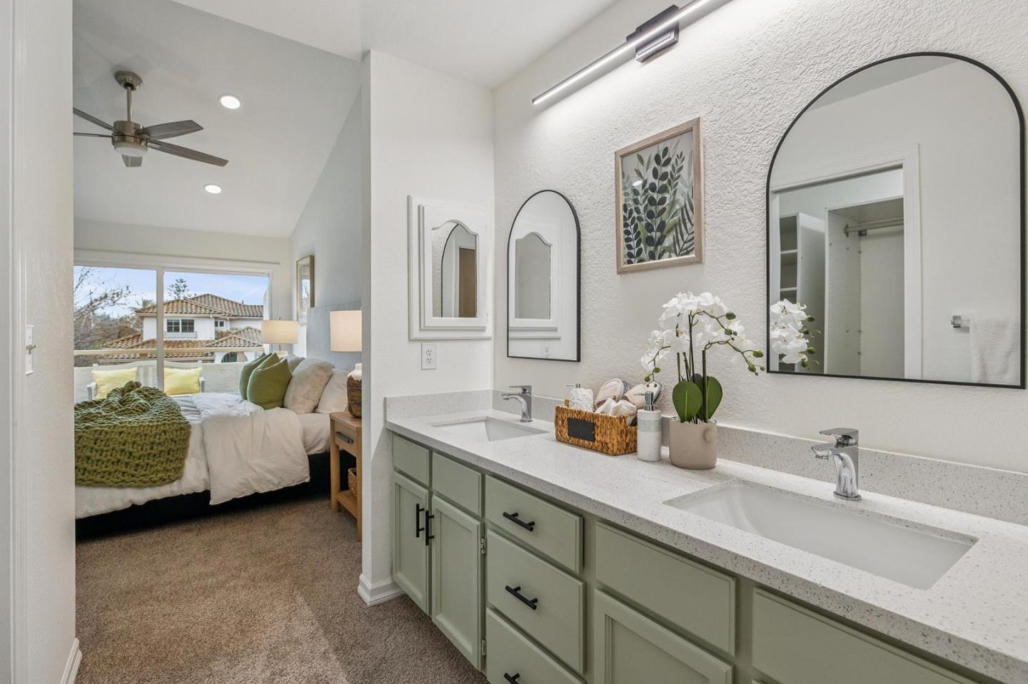 Detail Gallery Image 22 of 34 For 1303 Victoria Ter, Sunnyvale,  CA 94087 - 2 Beds | 2/1 Baths