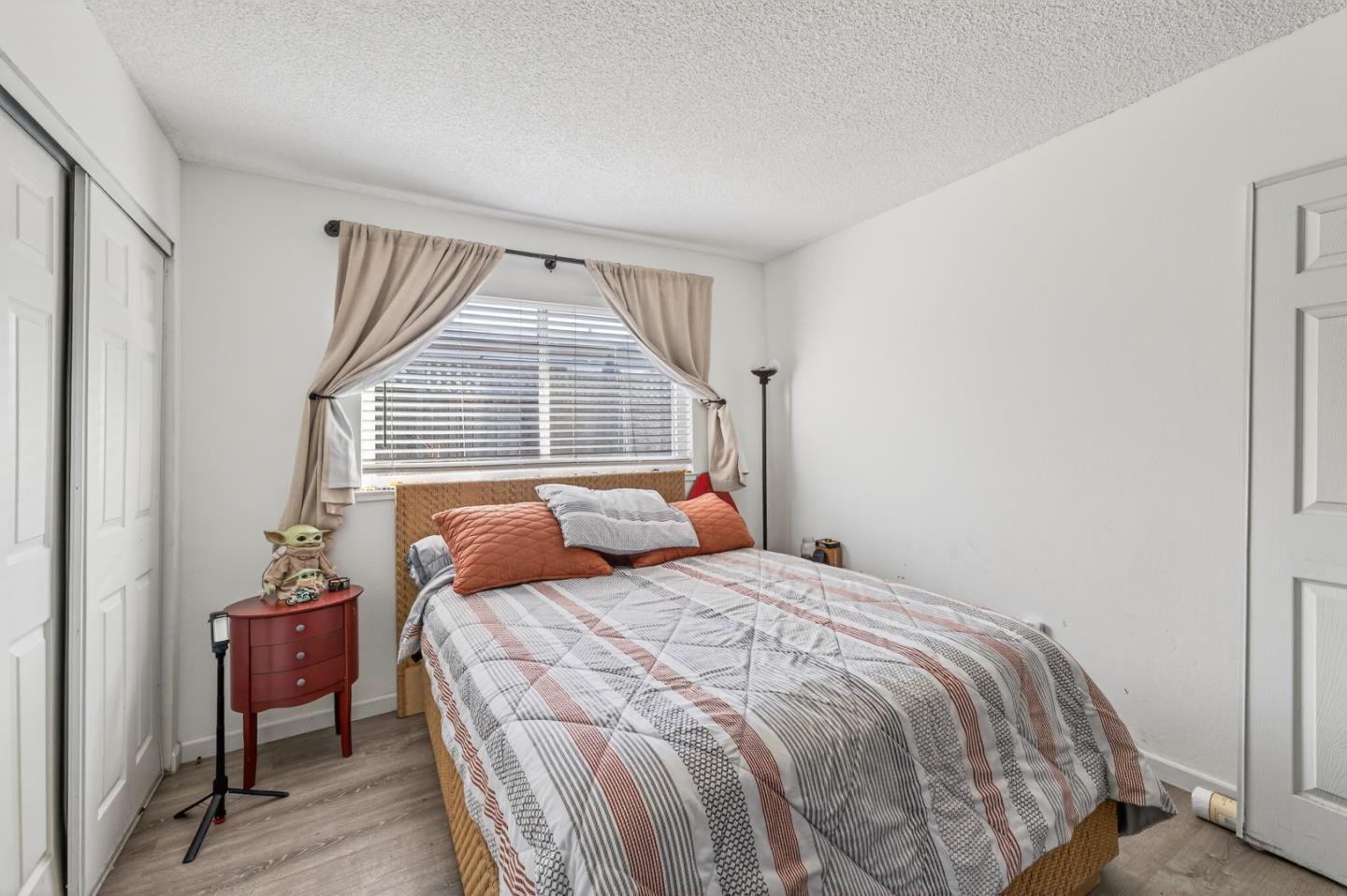 Detail Gallery Image 15 of 34 For 1688 Harding St, Seaside,  CA 93955 - 3 Beds | 2 Baths