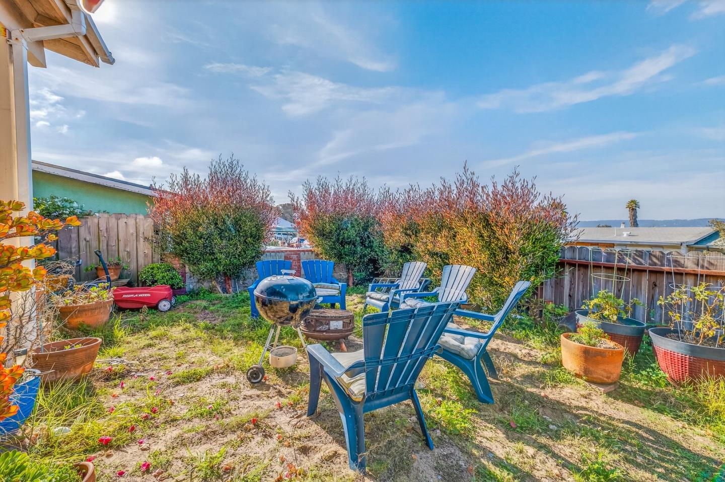 Detail Gallery Image 25 of 34 For 1688 Harding St, Seaside,  CA 93955 - 3 Beds | 2 Baths