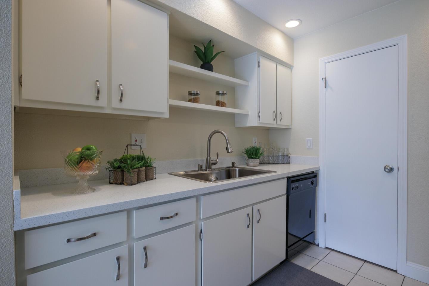 Detail Gallery Image 10 of 44 For 5512 Sean Cir #89,  San Jose,  CA 95123 - 2 Beds | 2 Baths