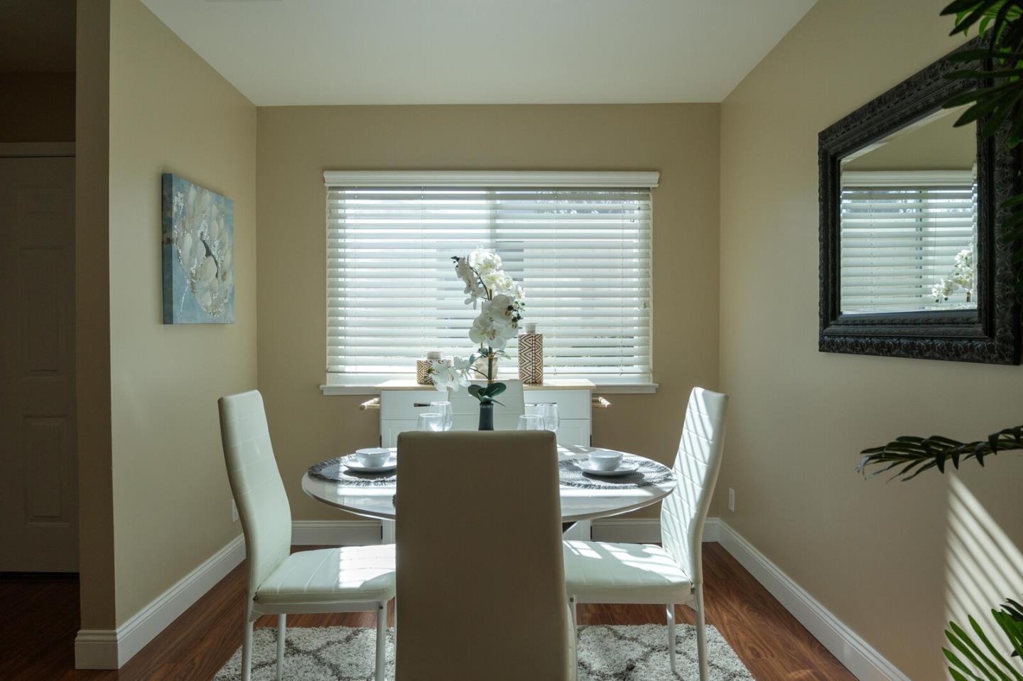 Detail Gallery Image 8 of 44 For 5512 Sean Cir #89,  San Jose,  CA 95123 - 2 Beds | 2 Baths