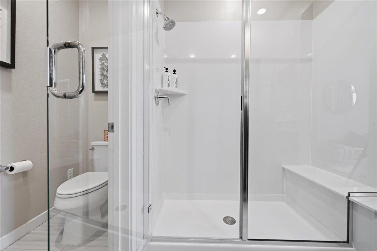 Detail Gallery Image 29 of 59 For 845 De Guigne Dr #2,  Sunnyvale,  CA 94085 - 3 Beds | 2/2 Baths