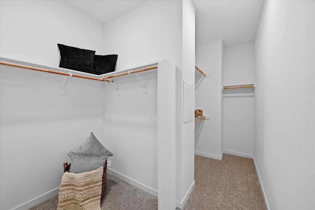 Detail Gallery Image 31 of 59 For 845 De Guigne Dr #2,  Sunnyvale,  CA 94085 - 3 Beds | 2/2 Baths