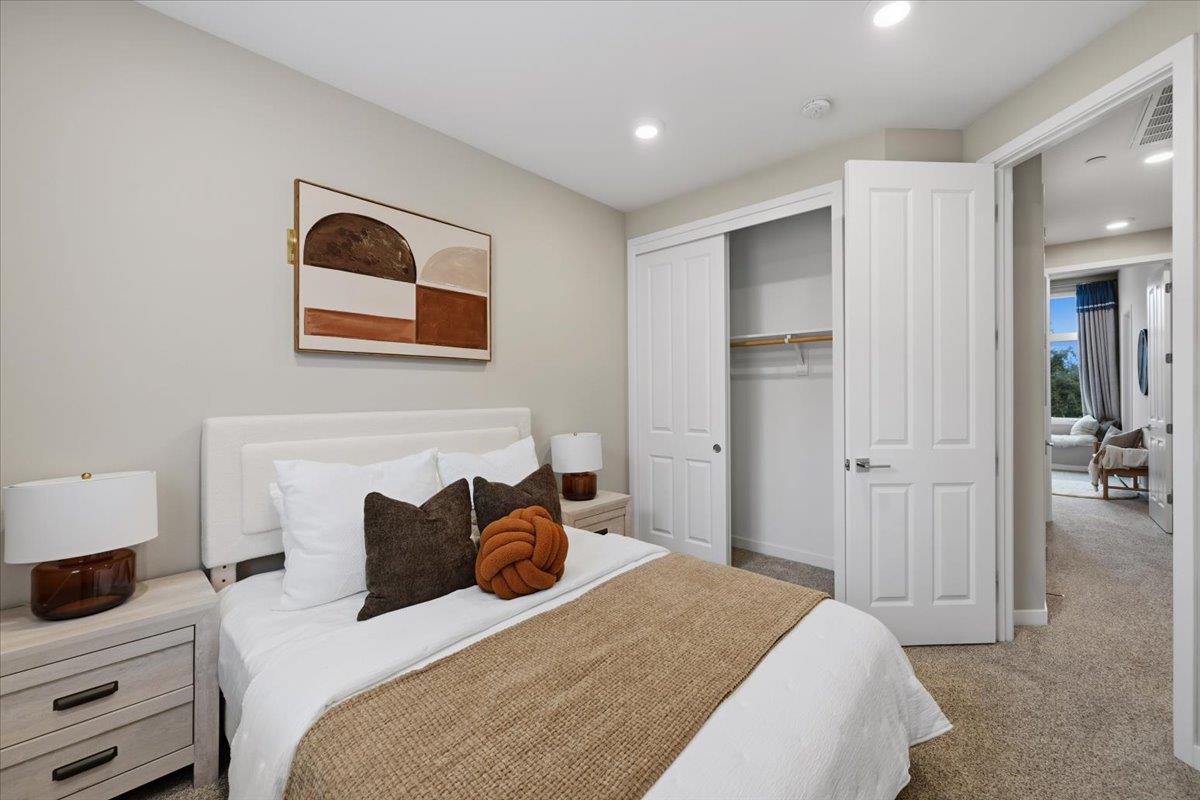 Detail Gallery Image 36 of 59 For 845 De Guigne Dr #2,  Sunnyvale,  CA 94085 - 3 Beds | 2/2 Baths