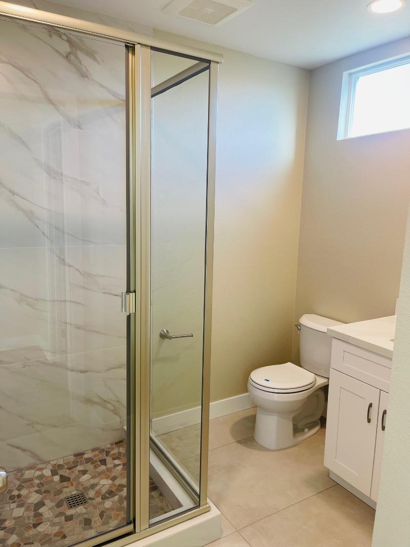 Detail Gallery Image 12 of 15 For 1034 Summerfield Dr, San Jose,  CA 95121 - 3 Beds | 2 Baths