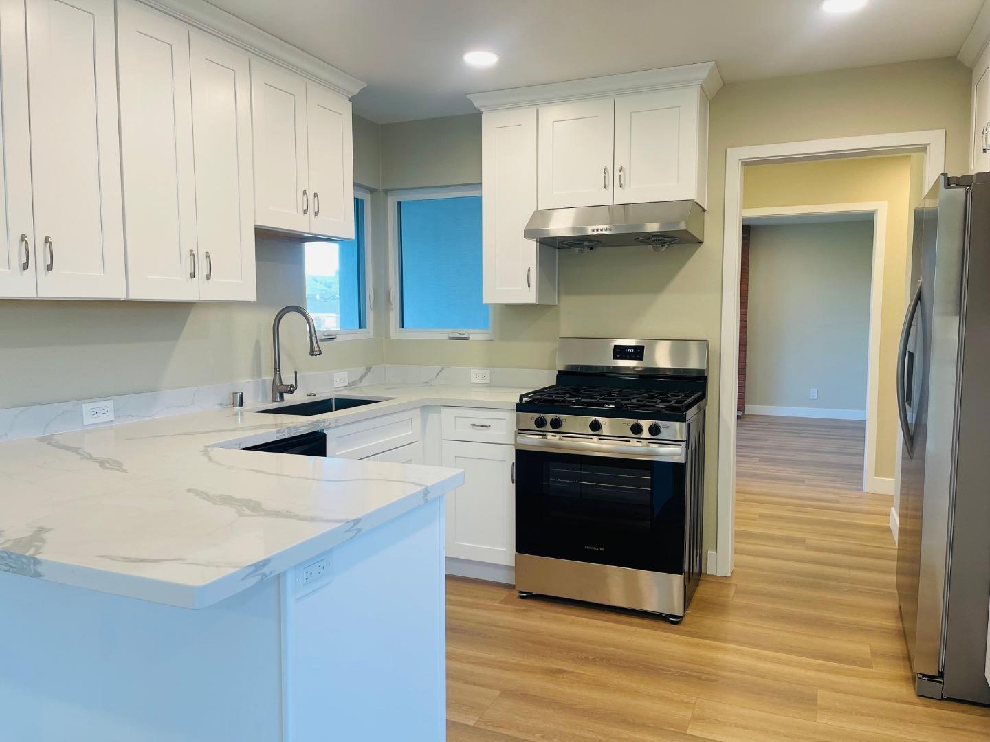 Detail Gallery Image 15 of 15 For 1034 Summerfield Dr, San Jose,  CA 95121 - 3 Beds | 2 Baths