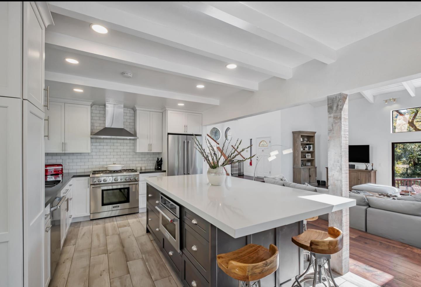 Detail Gallery Image 8 of 12 For 805 Old Mill Pond Rd., Los Gatos,  CA 95033 - 4 Beds | 2/1 Baths