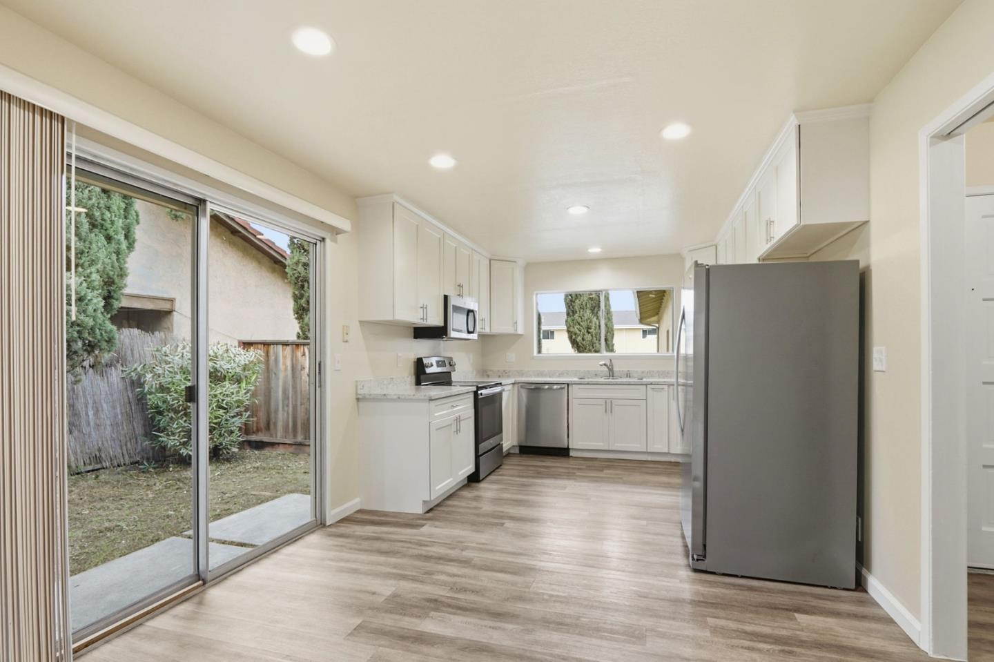 Detail Gallery Image 15 of 83 For 684 & 688 Calero Ave, San Jose,  CA 95123 - – Beds | – Baths