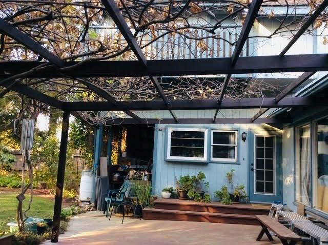 Detail Gallery Image 3 of 12 For 1280 Grant Rd, Los Altos,  CA 94024 - 5 Beds | 2/1 Baths