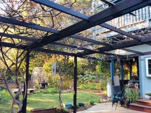 Detail Gallery Image 5 of 12 For 1280 Grant Rd, Los Altos,  CA 94024 - 5 Beds | 2/1 Baths