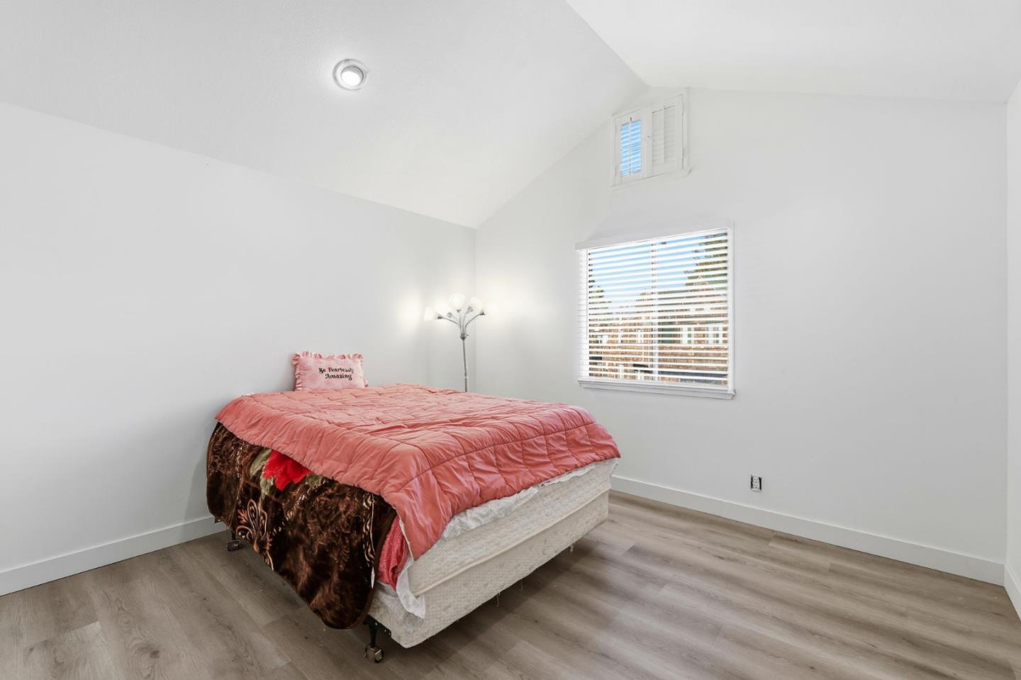Detail Gallery Image 14 of 27 For 378 Stacey Cmn, Fremont,  CA 94539 - 1 Beds | 1 Baths