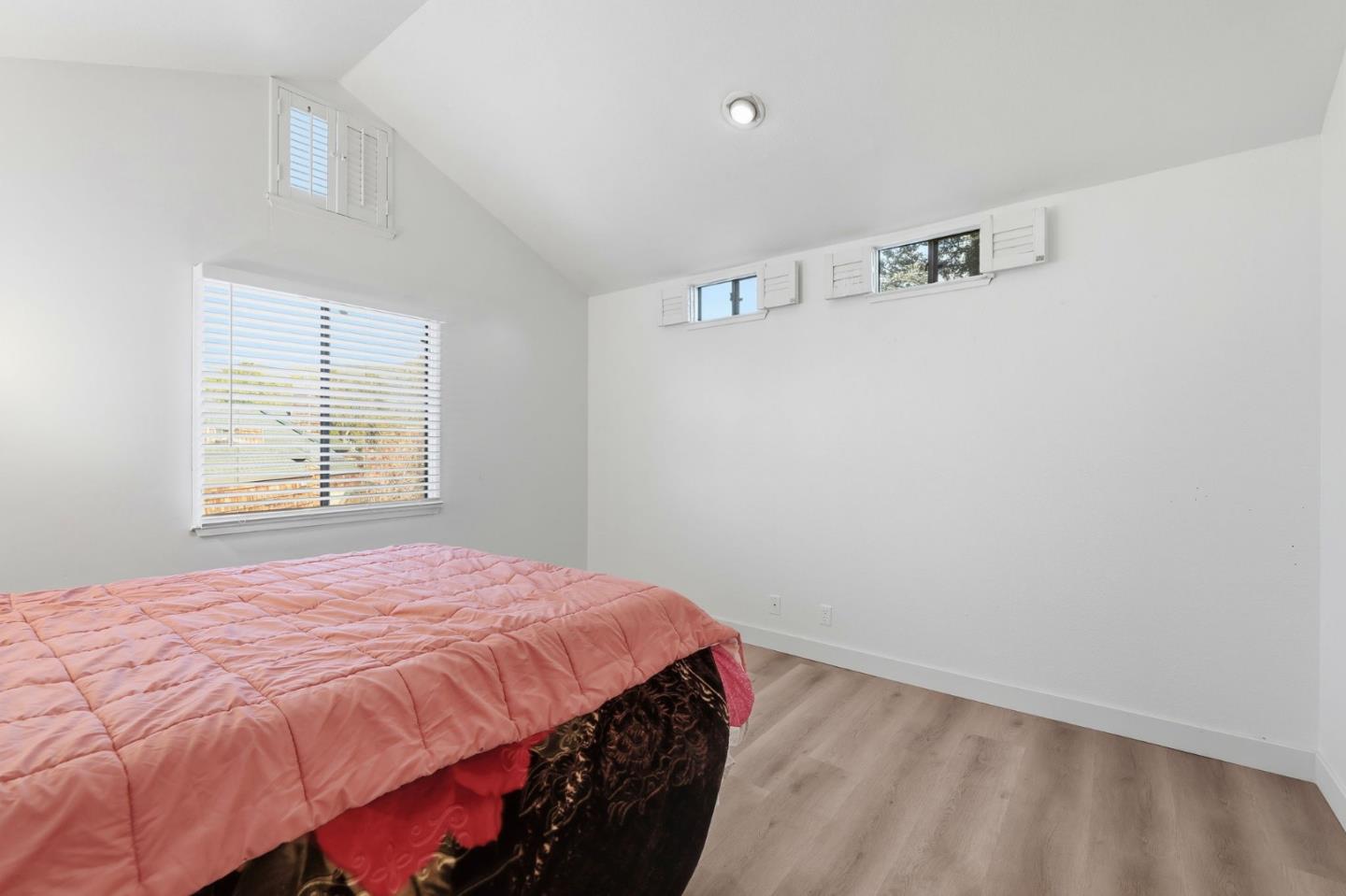 Detail Gallery Image 15 of 27 For 378 Stacey Cmn, Fremont,  CA 94539 - 1 Beds | 1 Baths