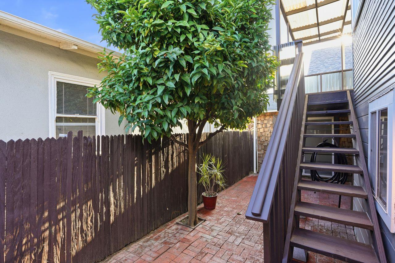 Detail Gallery Image 31 of 36 For 2836 Coolidge Ave, Oakland,  CA 94601 - 3 Beds | 1 Baths