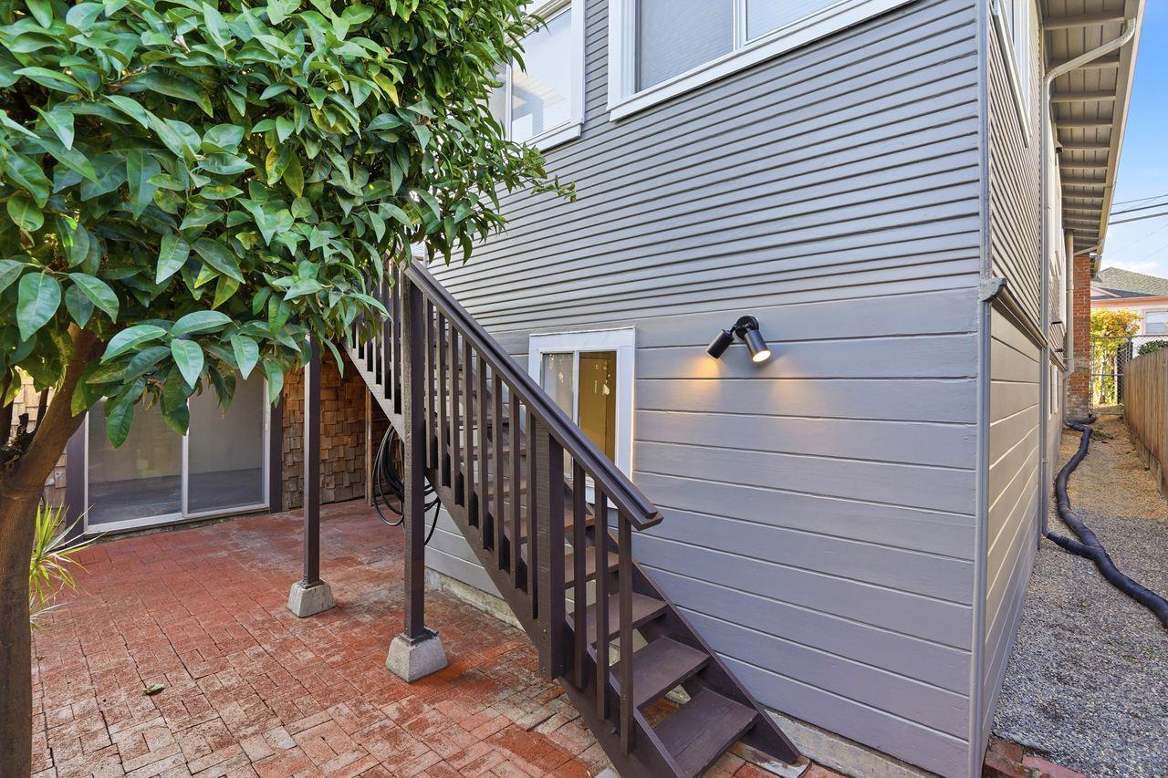 Detail Gallery Image 32 of 36 For 2836 Coolidge Ave, Oakland,  CA 94601 - 3 Beds | 1 Baths