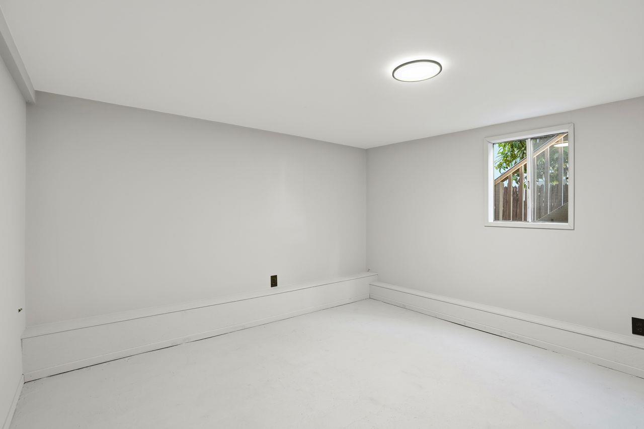 Detail Gallery Image 35 of 36 For 2836 Coolidge Ave, Oakland,  CA 94601 - 3 Beds | 1 Baths