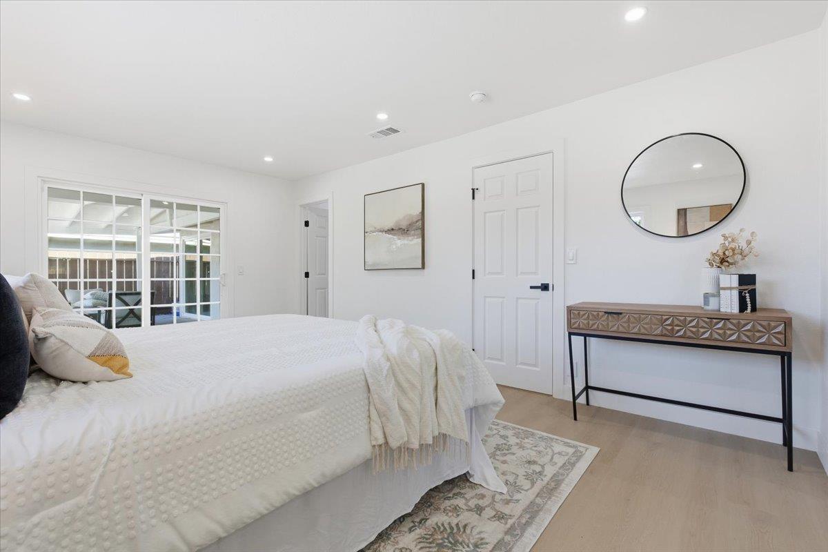 Detail Gallery Image 26 of 41 For 1653 S King Rd, San Jose,  CA 95122 - 5 Beds | 3 Baths