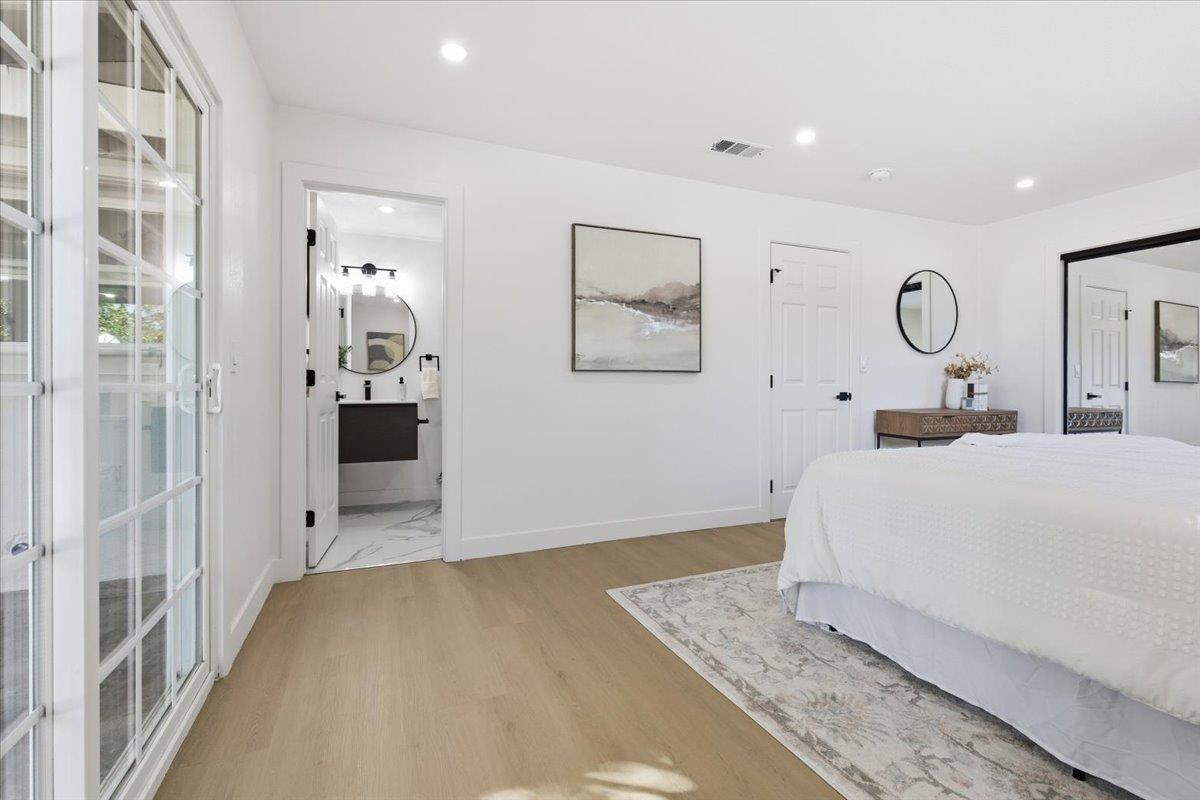 Detail Gallery Image 27 of 41 For 1653 S King Rd, San Jose,  CA 95122 - 5 Beds | 3 Baths