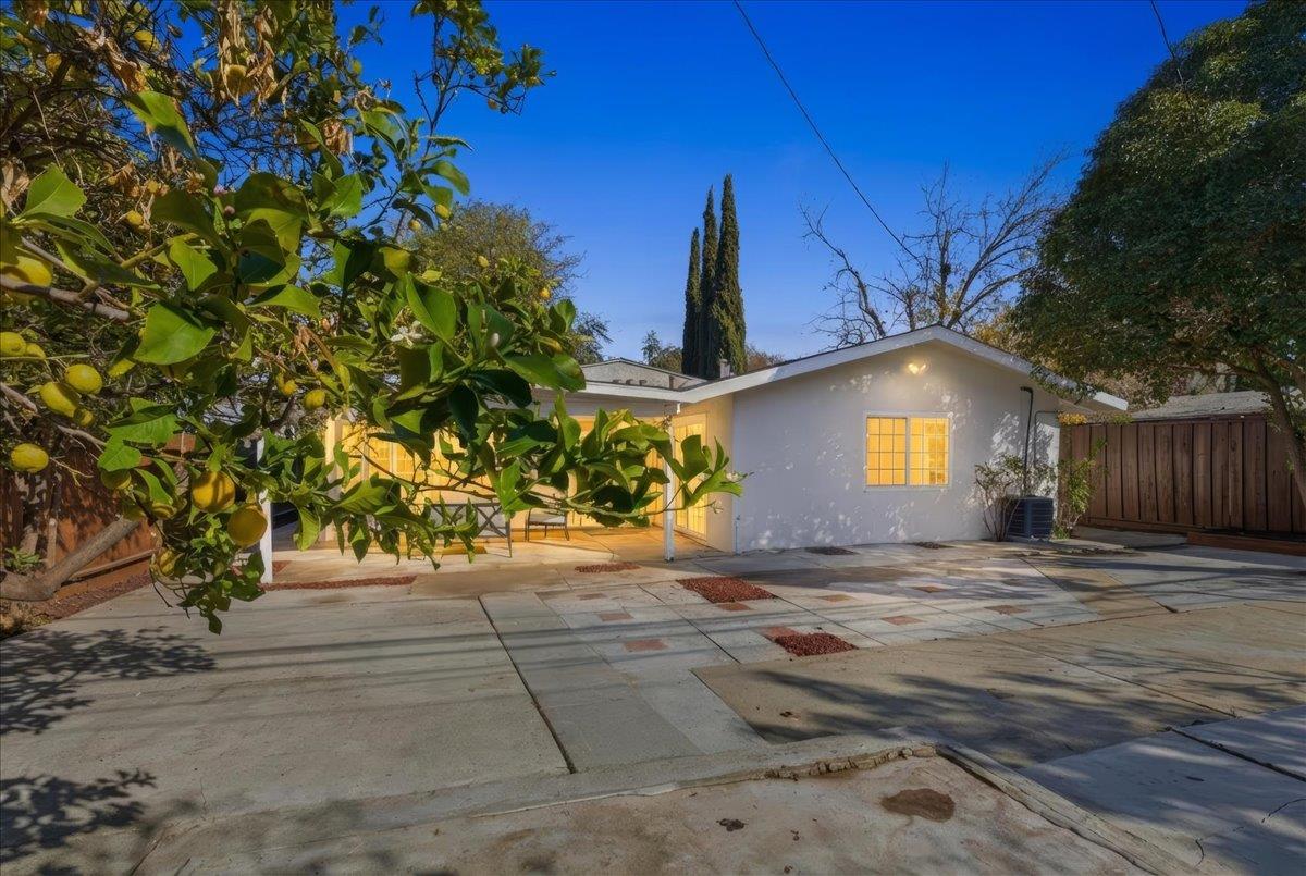 Detail Gallery Image 36 of 41 For 1653 S King Rd, San Jose,  CA 95122 - 5 Beds | 3 Baths