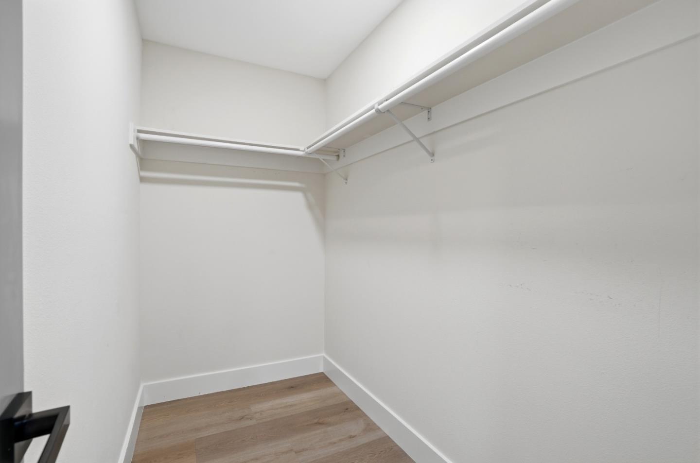 Detail Gallery Image 34 of 71 For 183 Poplar Ave, San Bruno,  CA 94066 - 4 Beds | 3/1 Baths