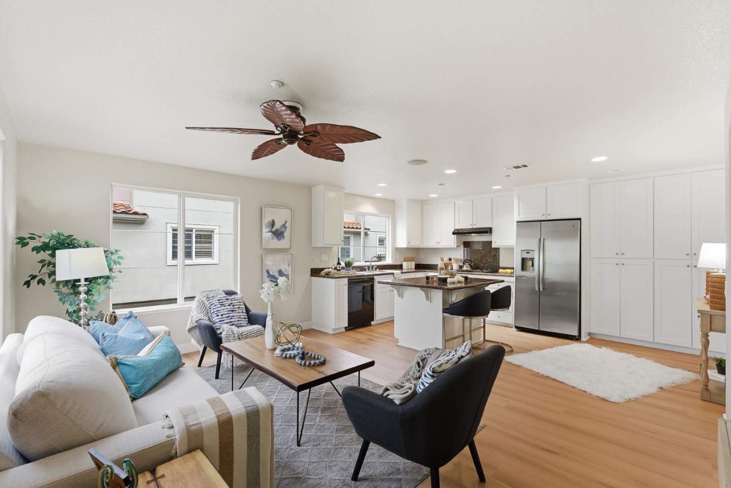 Detail Gallery Image 12 of 39 For 327 Vista Roma Way, San Jose,  CA 95136 - 4 Beds | 2/1 Baths