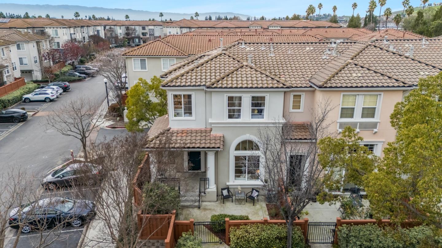 Detail Gallery Image 35 of 39 For 327 Vista Roma Way, San Jose,  CA 95136 - 4 Beds | 2/1 Baths