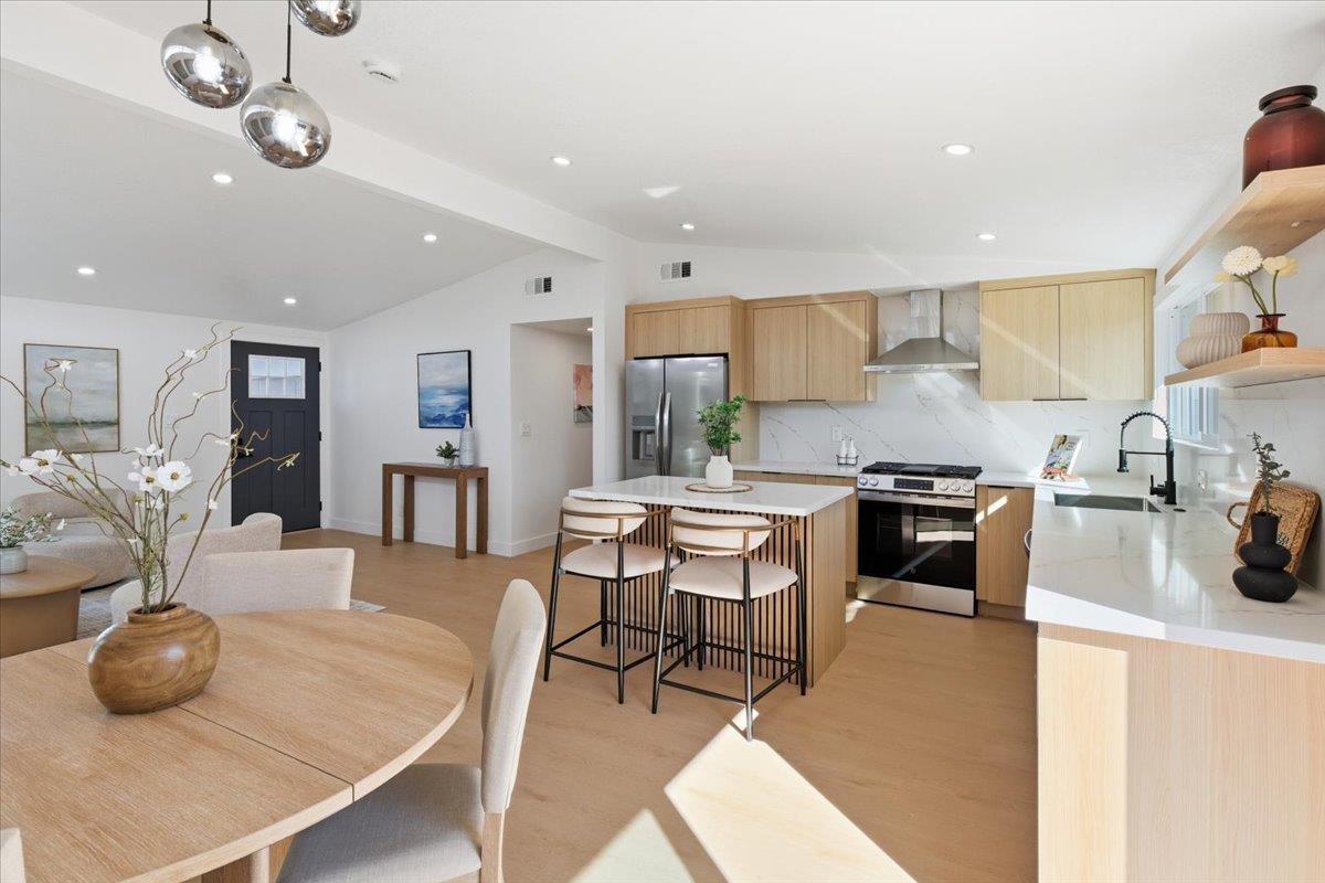 Detail Gallery Image 14 of 35 For 1924 Loyola Dr, San Jose,  CA 95122 - 3 Beds | 2 Baths