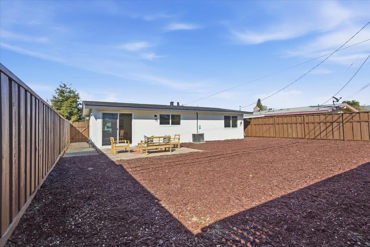 Detail Gallery Image 23 of 35 For 1924 Loyola Dr, San Jose,  CA 95122 - 3 Beds | 2 Baths