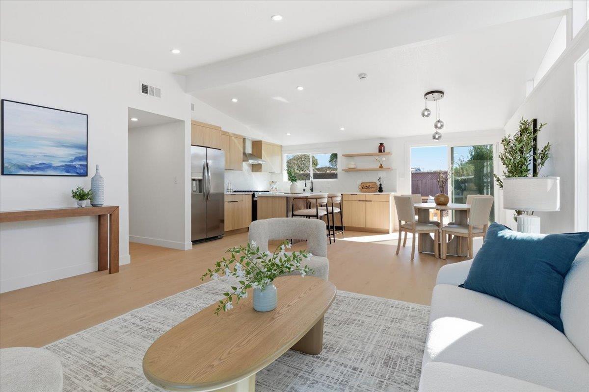 Detail Gallery Image 7 of 35 For 1924 Loyola Dr, San Jose,  CA 95122 - 3 Beds | 2 Baths