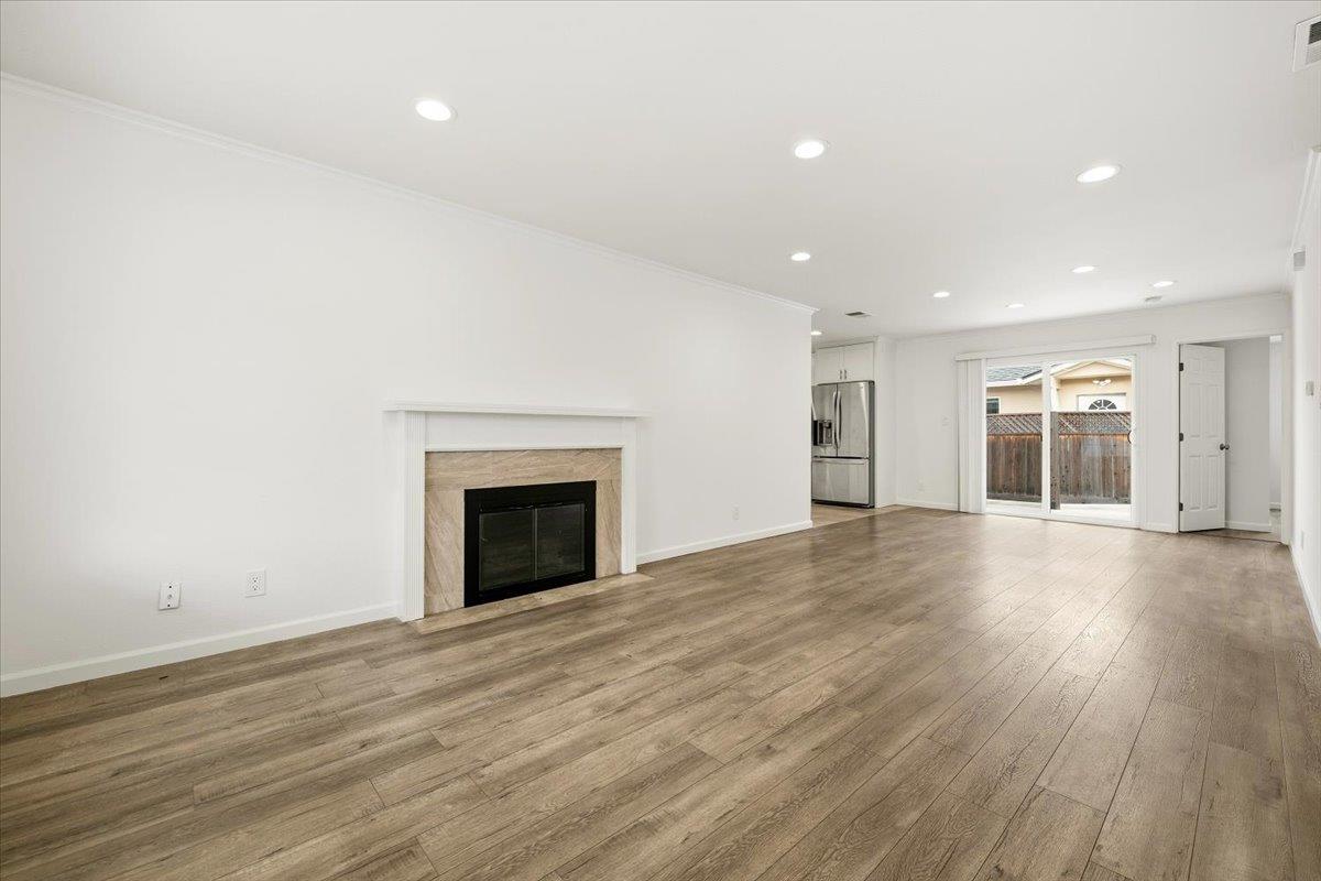 Detail Gallery Image 4 of 22 For 5460 Curtis St, Fremont,  CA 94538 - 8 Beds | 7 Baths