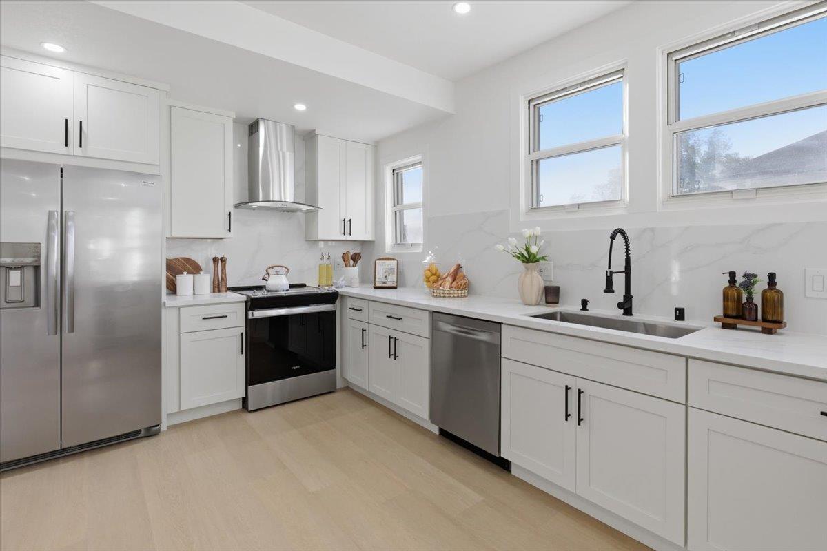 Detail Gallery Image 12 of 28 For 973 Prospect St, San Jose,  CA 95110 - 3 Beds | 2 Baths