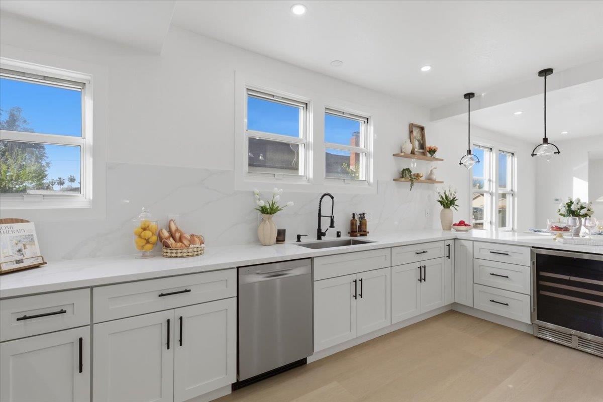 Detail Gallery Image 13 of 28 For 973 Prospect St, San Jose,  CA 95110 - 3 Beds | 2 Baths