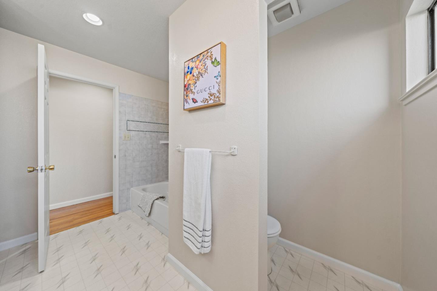 Detail Gallery Image 22 of 45 For 3393 Sutton Loop, Fremont,  CA 94536 - 4 Beds | 3 Baths