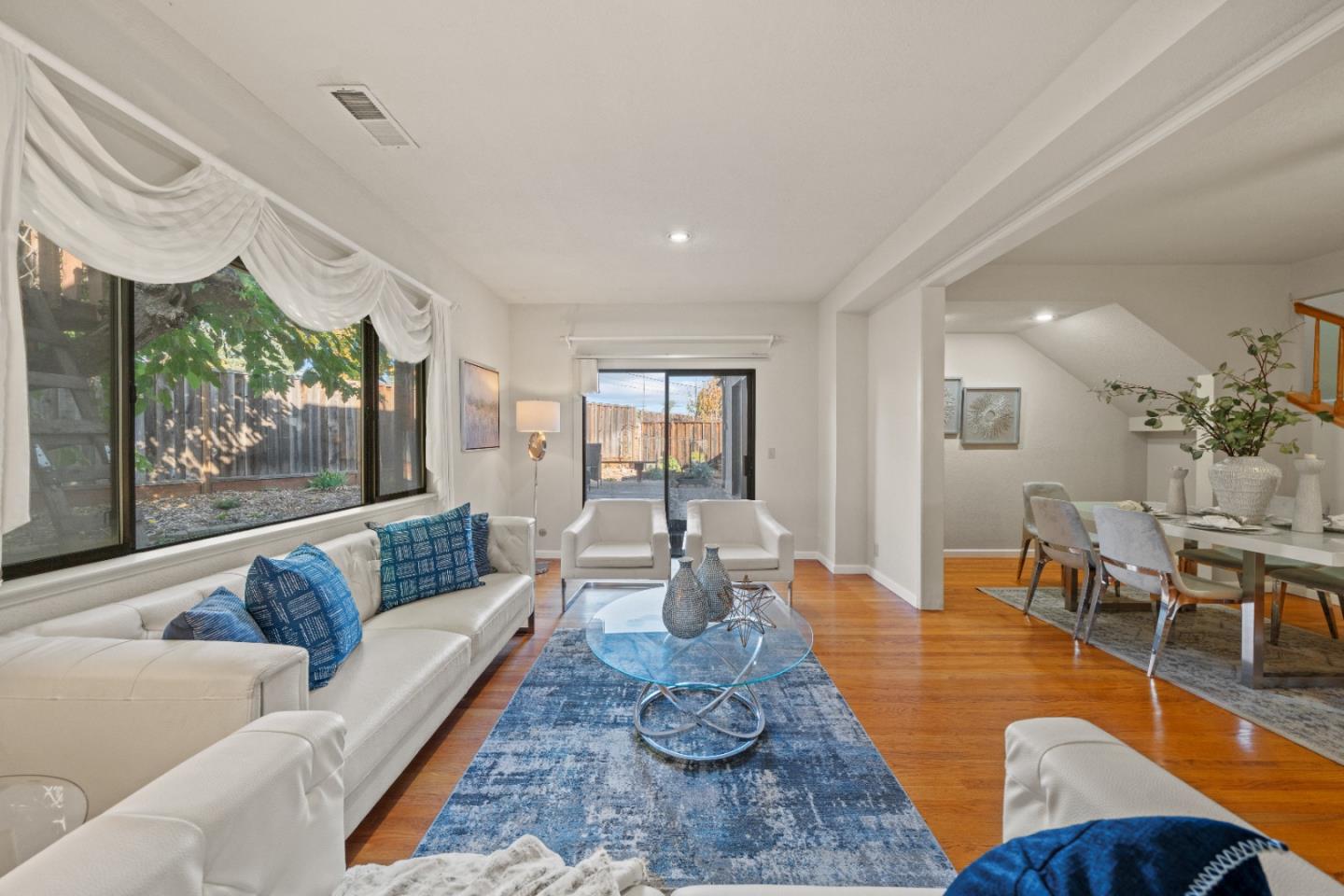 Detail Gallery Image 5 of 45 For 3393 Sutton Loop, Fremont,  CA 94536 - 4 Beds | 3 Baths