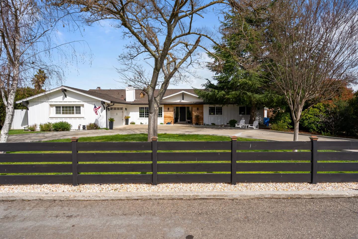 Front Image Thumbnail for ML82030388