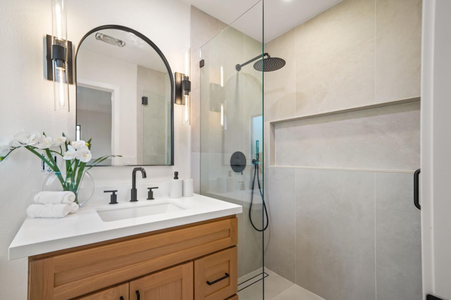 Detail Gallery Image 13 of 29 For 3631 Haven Ave, Fremont,  CA 94538 - 5 Beds | 3 Baths