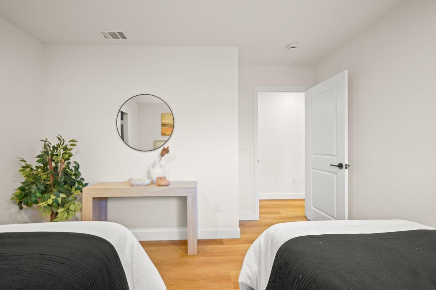 Detail Gallery Image 16 of 29 For 3631 Haven Ave, Fremont,  CA 94538 - 5 Beds | 3 Baths