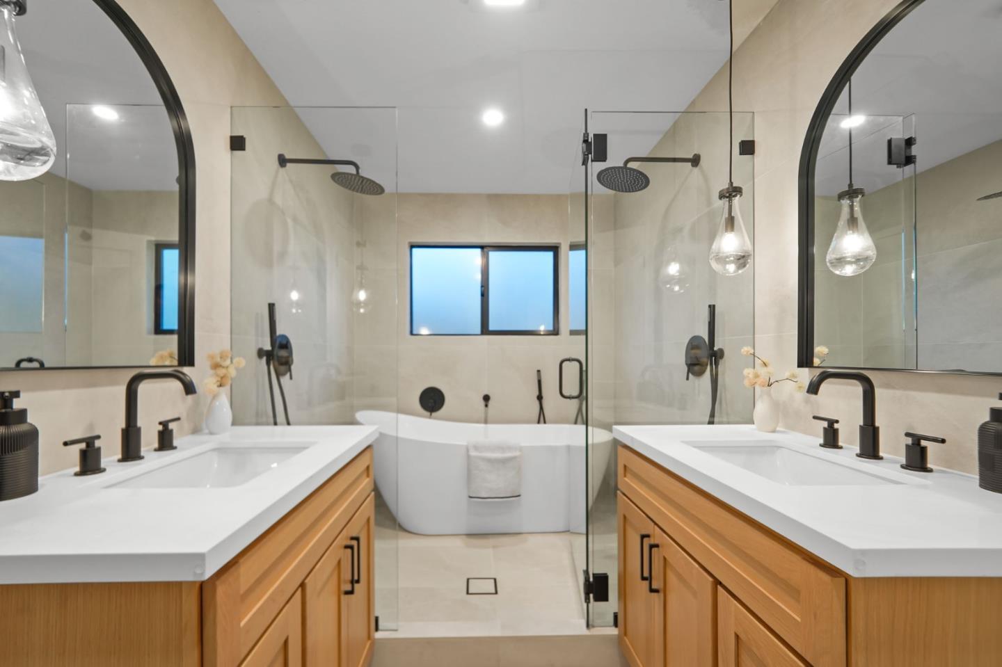 Detail Gallery Image 22 of 29 For 3631 Haven Ave, Fremont,  CA 94538 - 5 Beds | 3 Baths