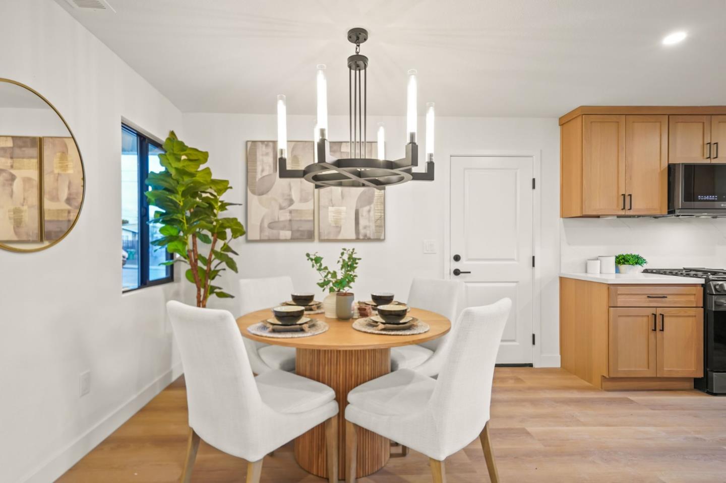 Detail Gallery Image 5 of 29 For 3631 Haven Ave, Fremont,  CA 94538 - 5 Beds | 3 Baths