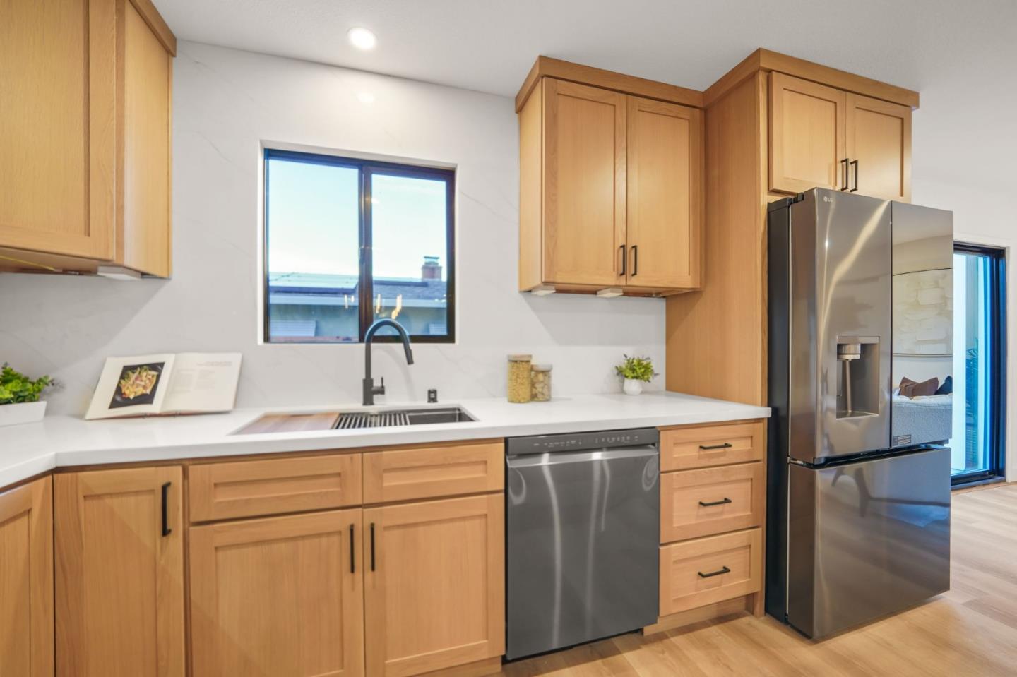 Detail Gallery Image 9 of 29 For 3631 Haven Ave, Fremont,  CA 94538 - 5 Beds | 3 Baths