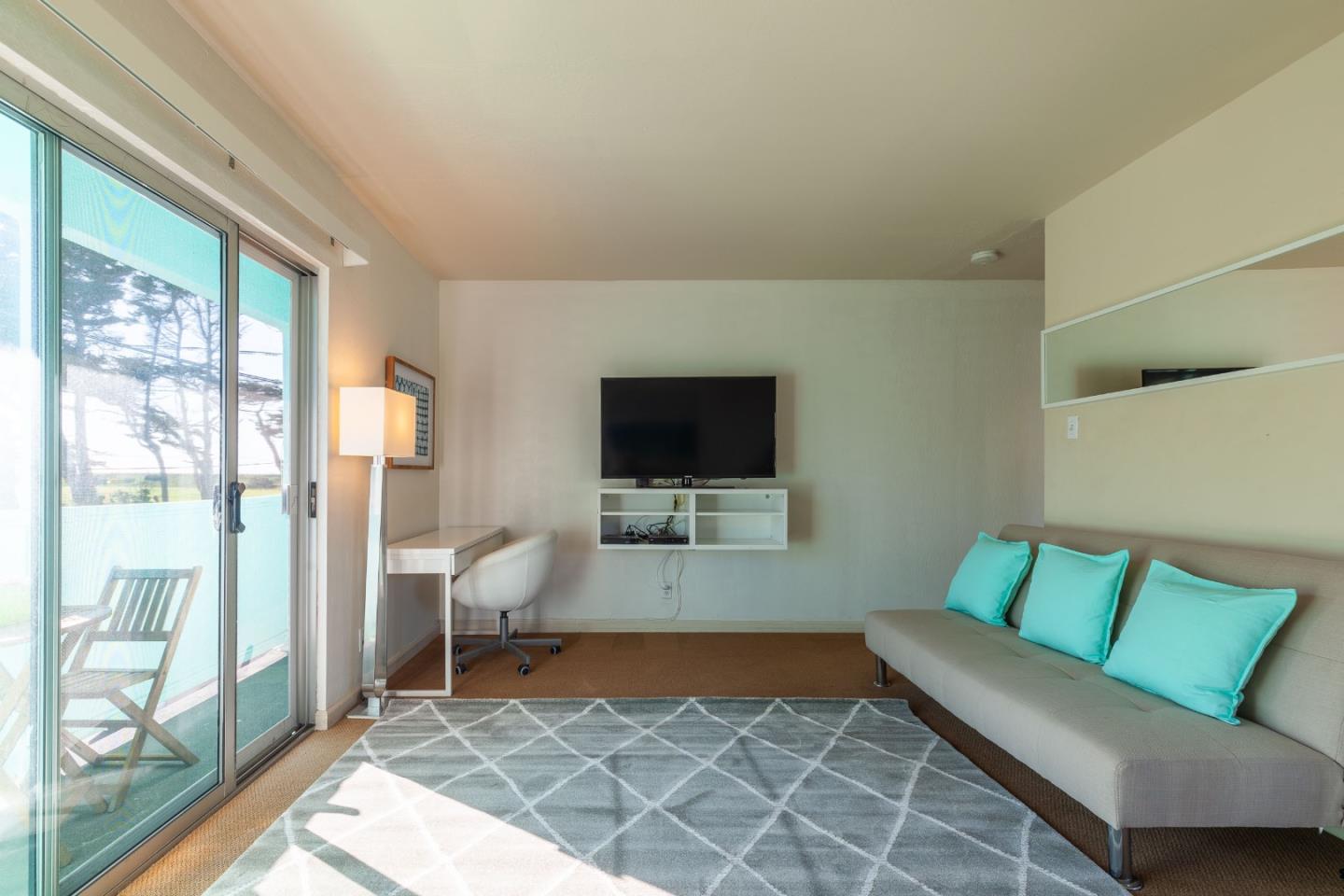 Detail Gallery Image 18 of 63 For 200 Lakeview Ave, Pacifica,  CA 94044 - – Beds | – Baths